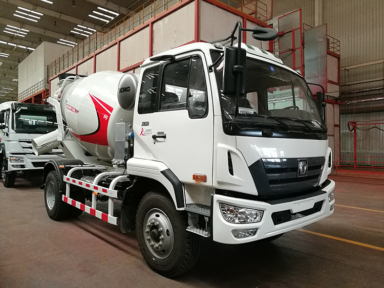 XCMG Manufacturer 4m3 Mini Concrete Mixer Truck G04K for Sale